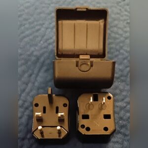 Black Travel Adapter Set